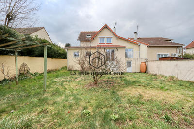 Maison - 124 m² - 6 pièces