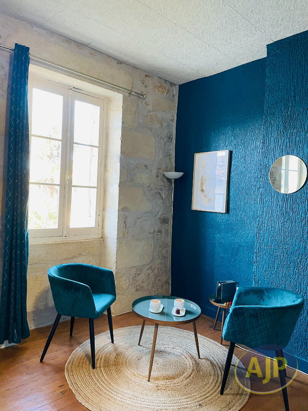 Maison bourgeoise - 323 m² - 12 pièces