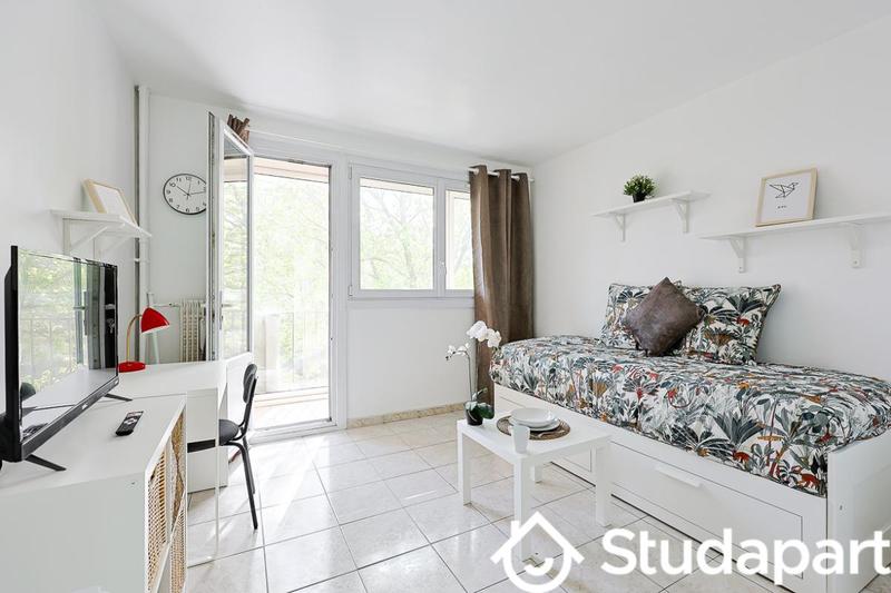 Chambre - 10 m² - 1 pièce