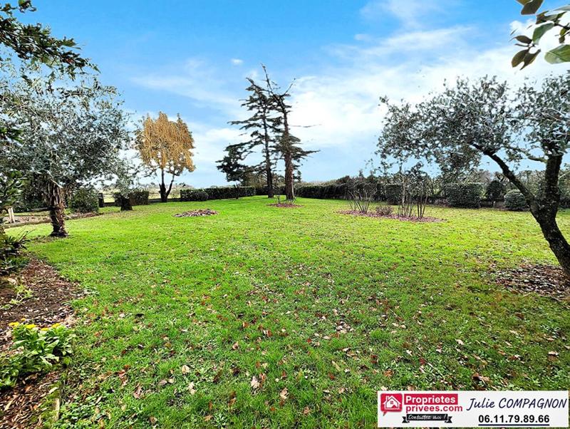 Maison - 182 m² - 6 pièces