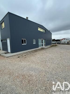 Maison - 665 m² - 5 pièces