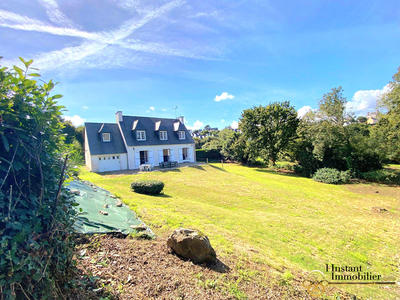 Demeure - 135 m² - 6 pièces