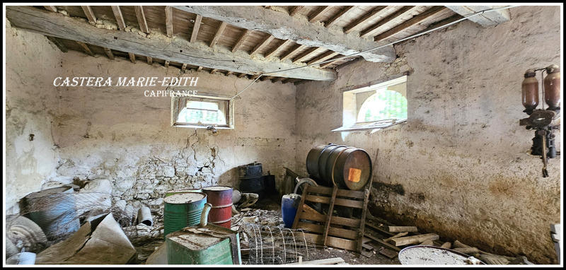 Propriété - 860 m² - 19 pièces