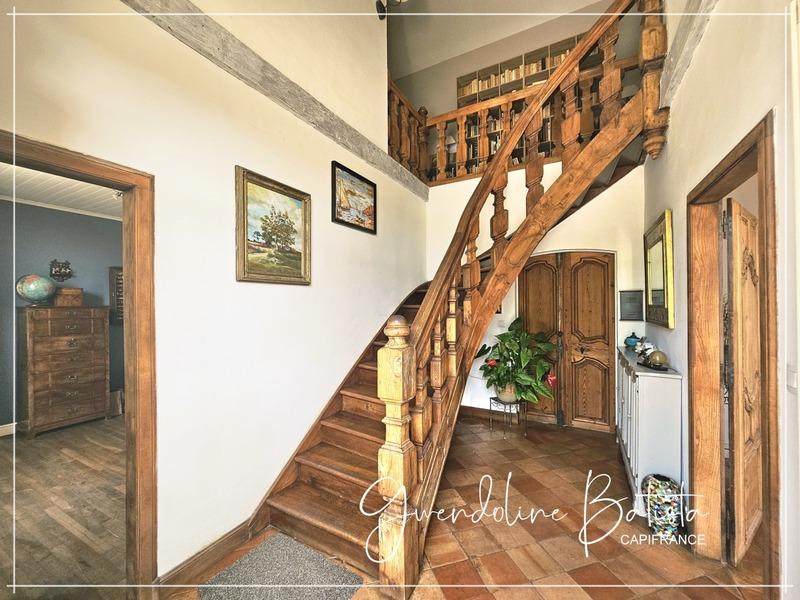 Maison en pierre - 306 m² - 11 pièces