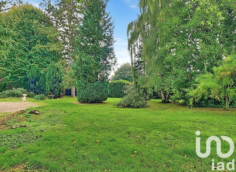 Maison - 225 m² - 8 pièces