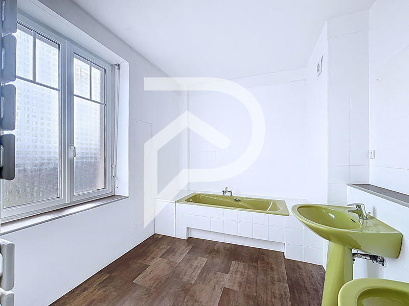 Maison de maîtres - 250 m² - 11 pièces