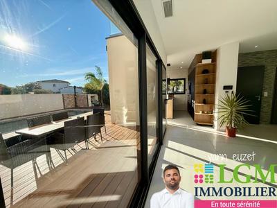 Maison - 168 m² - 5 pièces