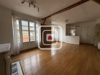 Appartement - 77 m² - 4 pièces