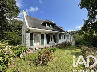 Maison - 152 m² - 8 pièces