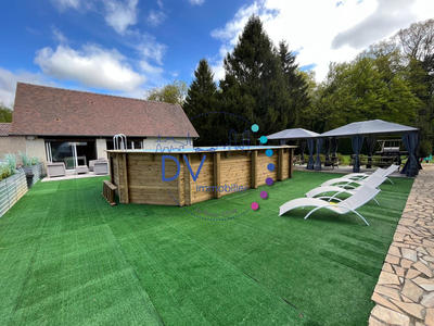 Maison - 340 m² - 11 pièces