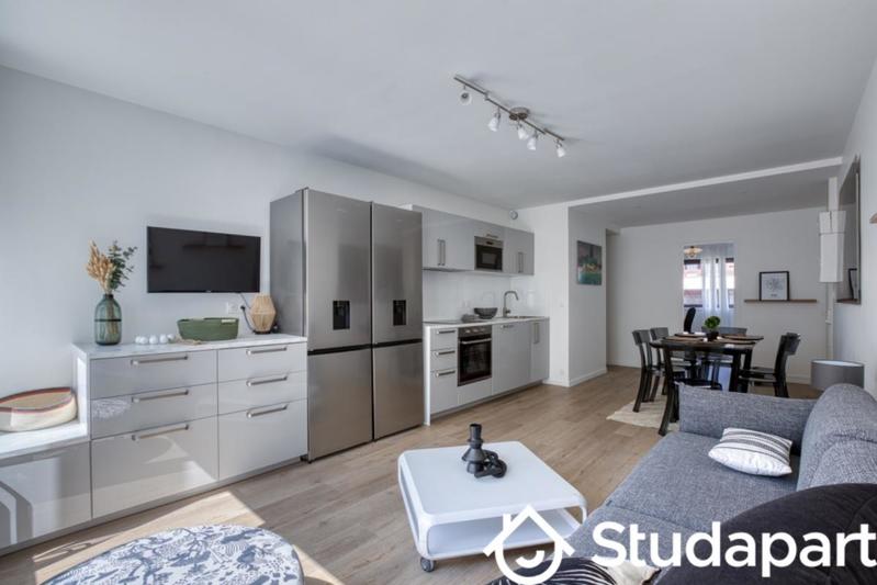 Chambre - 55 m² - 1 pièce