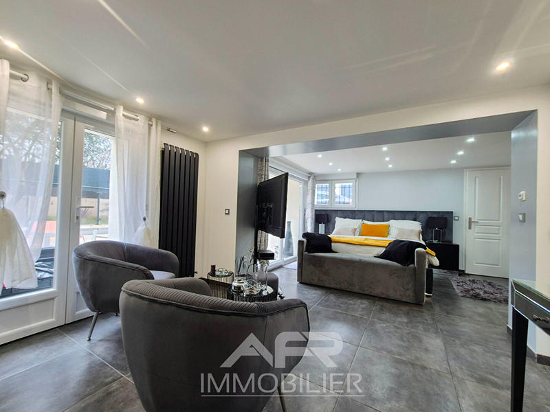 Maison - 155 m² - 5 pièces