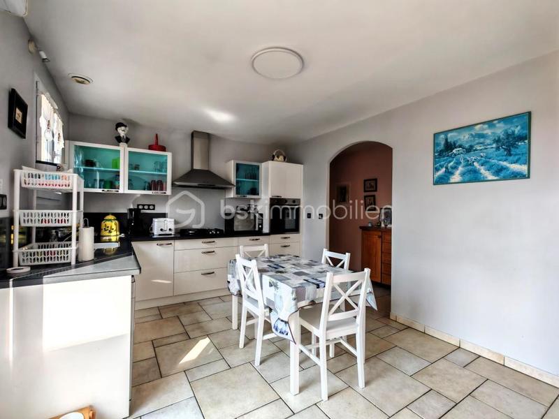 Maison - 269 m² - 8 pièces