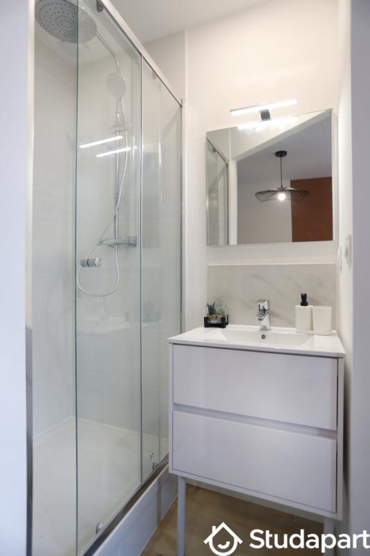 Chambre - 13 m² - 1 pièce