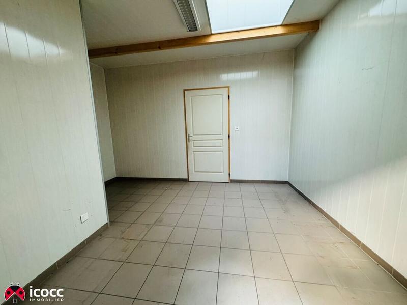 Local d'activités - 670 m² - 7 pièces