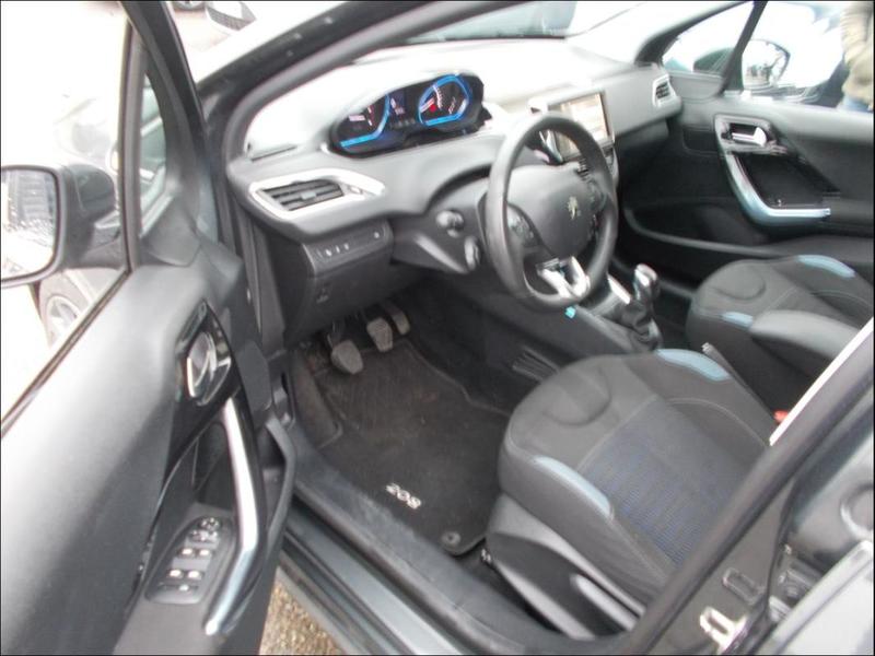 Peugeot 208 1.6 E-Hdi 92 Allure