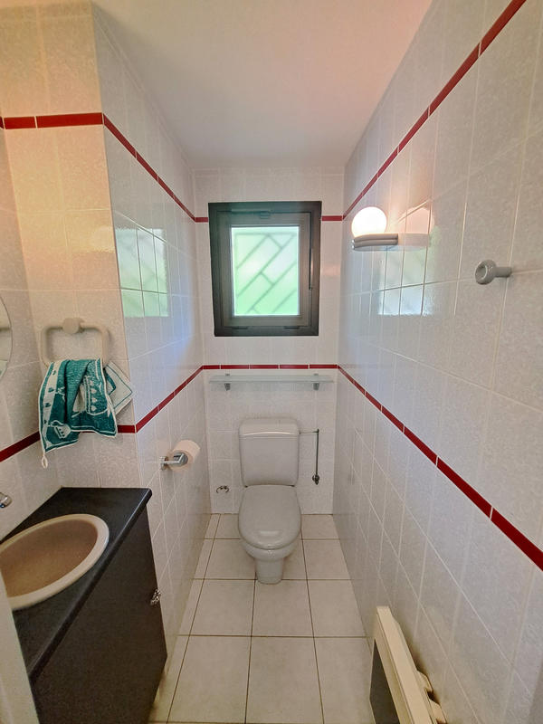 Maison - 202 m² - 5 pièces