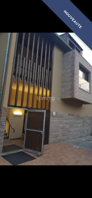 Appartement - 90 m² - 4 pièces