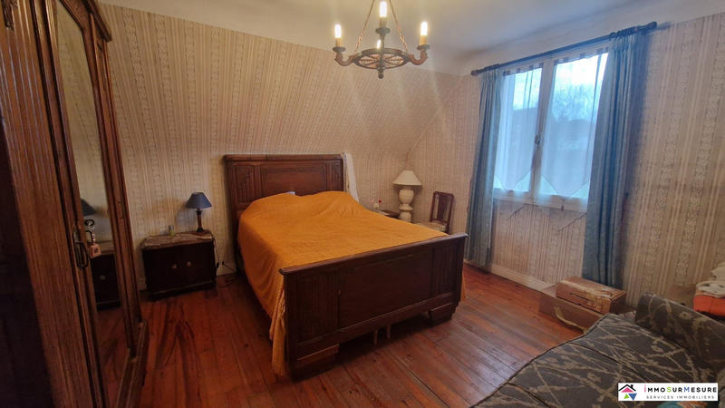 Maison - 130 m² - 8 pièces