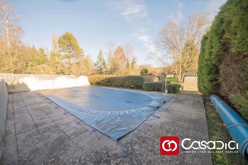 Maison - 136 m² - 4 pièces