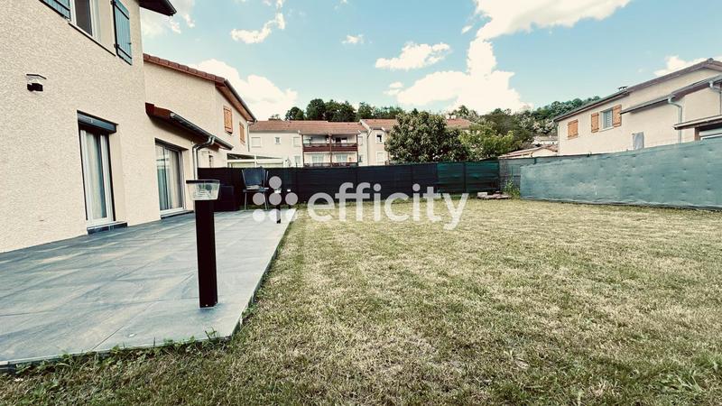 Maison - 105 m² - 5 pièces