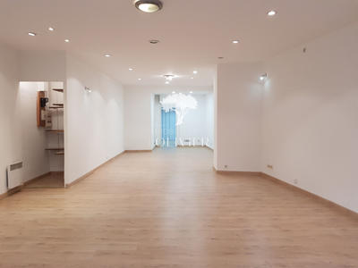 Local commercial - 90 m²