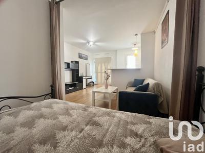 Studio - 30 m² - 1 pièce