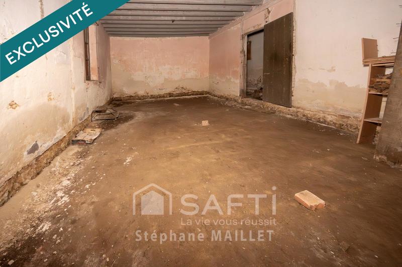 Maison - 250 m² - 6 pièces