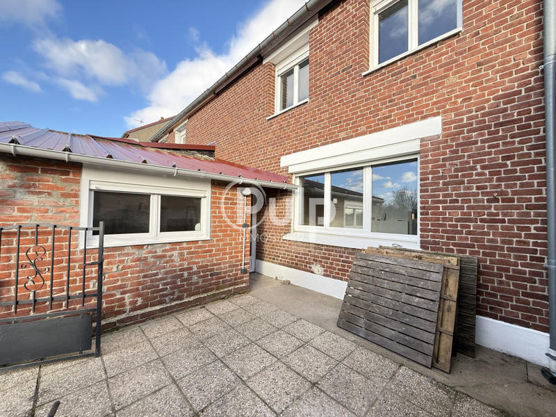 Maison - 90 m² - 5 pièces