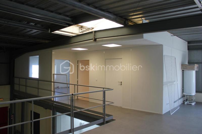 Local commercial - 260 m² - 4 pièces