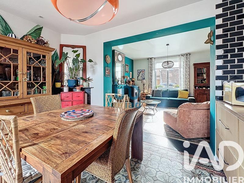 Maison - 121 m² - 5 pièces