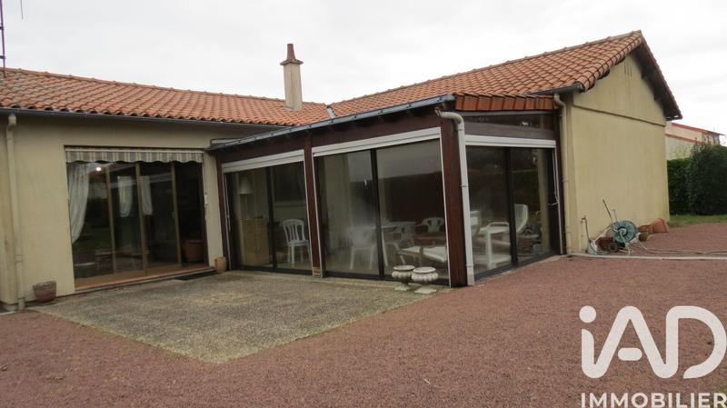 Maison - 104 m² - 5 pièces