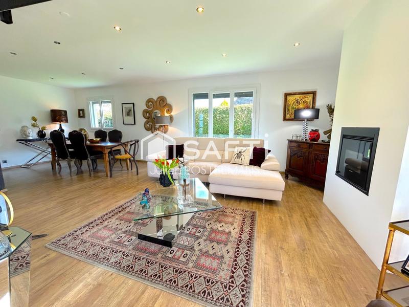 Maison - 92 m² - 5 pièces