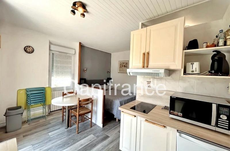 Immeuble - 110 m² - 7 pièces