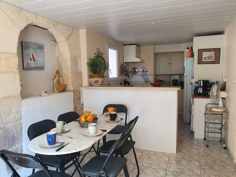 Maison - 261 m² - 9 pièces