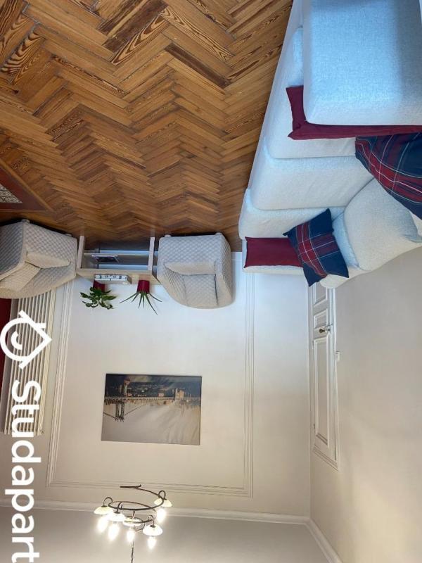 Chambre - 15 m² - 1 pièce