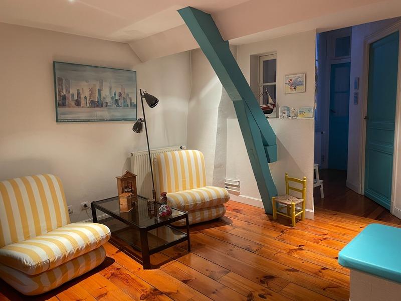 Maison de ville - 260 m² - 8 pièces