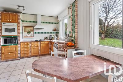 Maison - 178 m² - 9 pièces