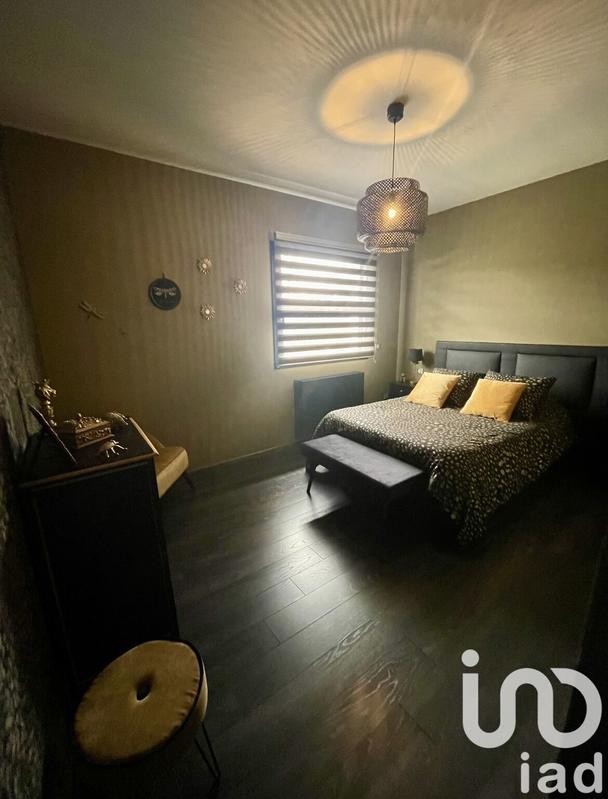 Maison - 270 m² - 10 pièces