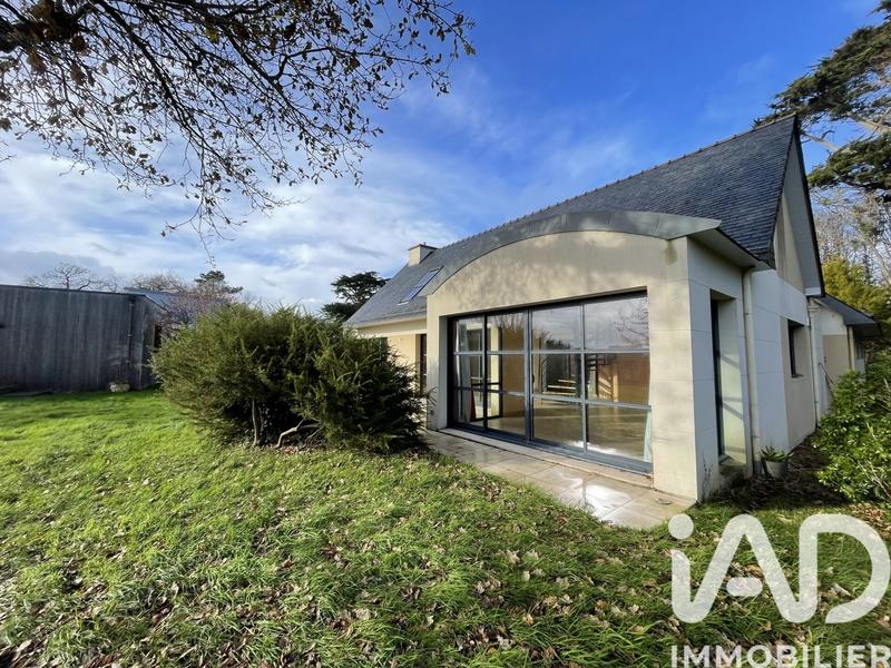 Maison de maîtres - 252 m² - 8 pièces
