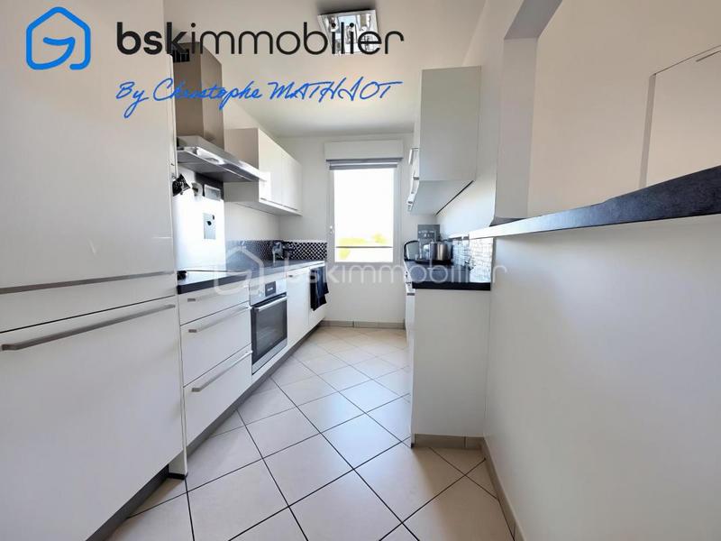 Appartement - 77 m² - 3 pièces