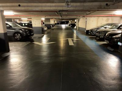 Parking / Garage - 12 m²
