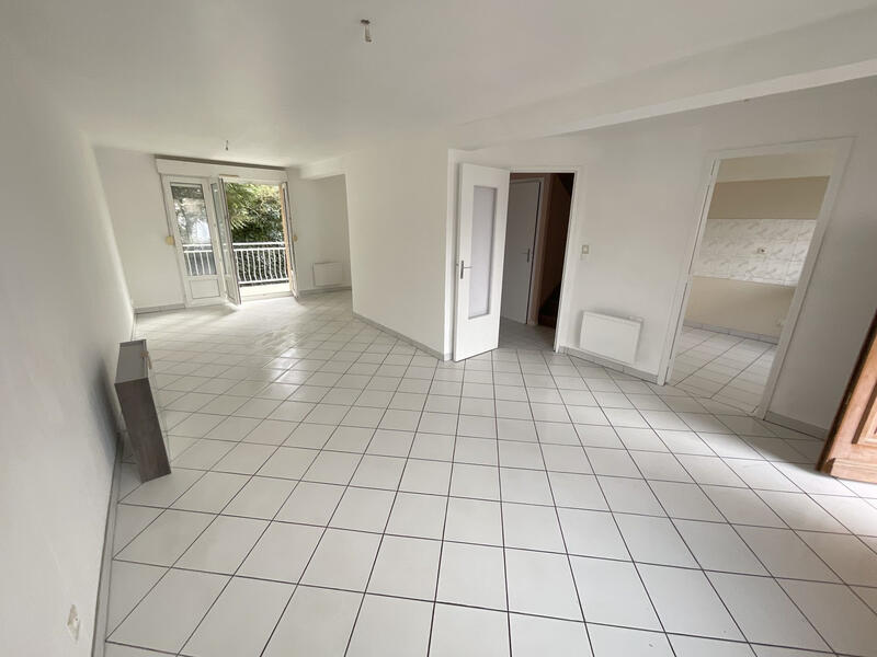 Maison - 80 m² - 4 pièces