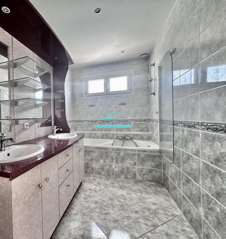 Villa - 101 m² - 6 pièces