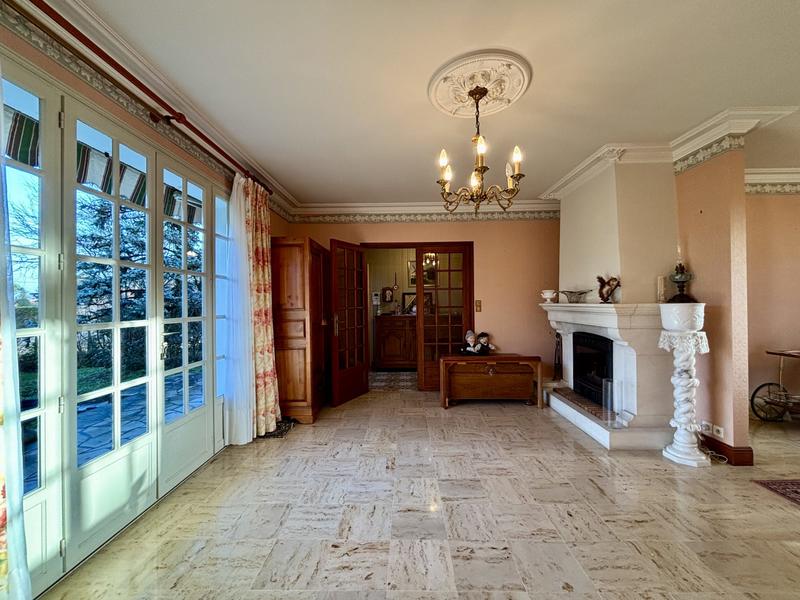 Maison traditionnelle - 133 m² - 4 pièces