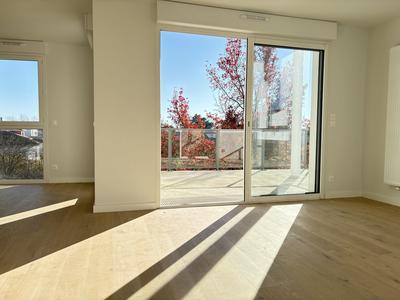 Appartement - 101 m² - 4 pièces