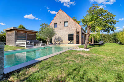 Villa - 168 m² - 7 pièces