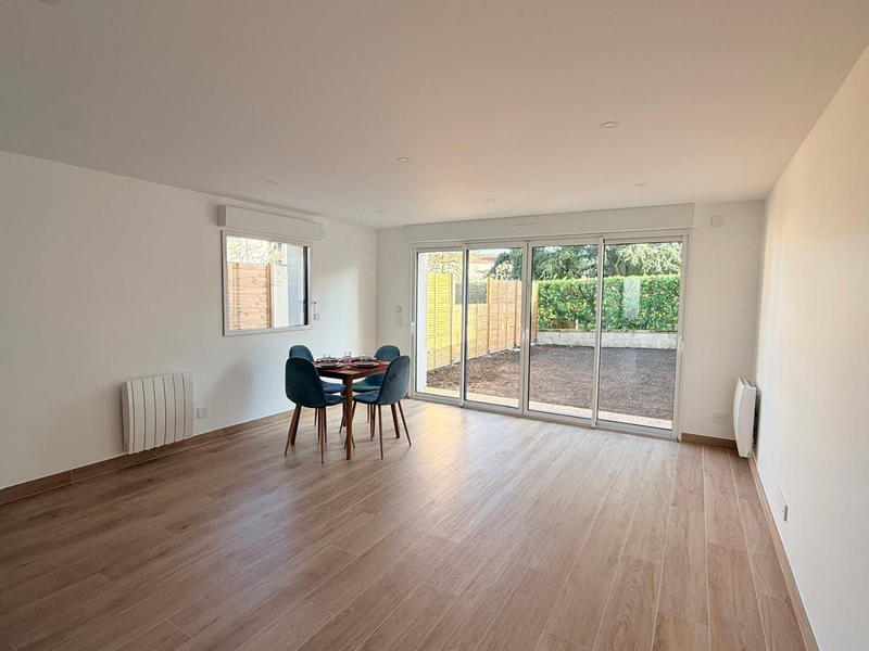 Maison - 90 m² - 3 pièces