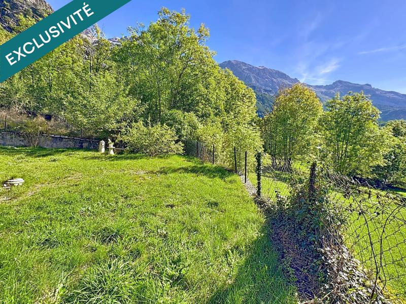 Maison - 221 m² - 8 pièces