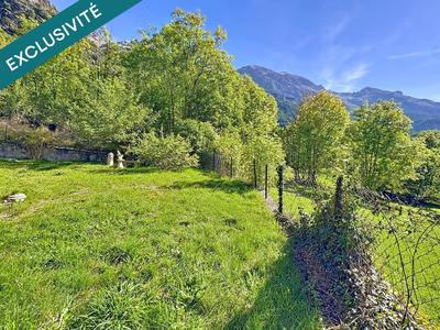 Maison - 221 m² - 8 pièces